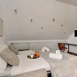 529 Suite Lowendal