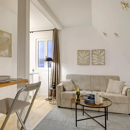 Apartment 529 Lowendal Paris